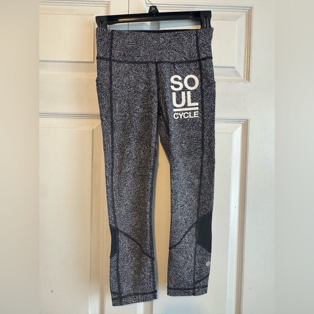 SoulCycle Lululemon Patterned Black and White Leggings